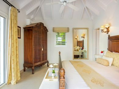 St. Barts Home 897955