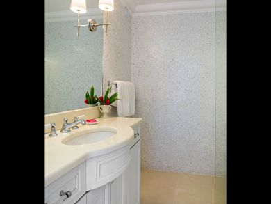 St. Barts Home 897955