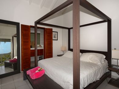 St. Barts Home 897956