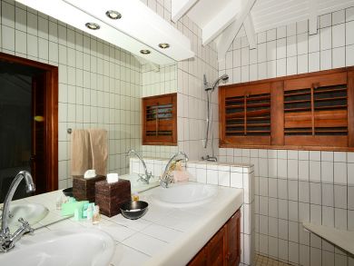 St. Barts Home 897956