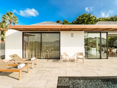 St. Barts Home 897960