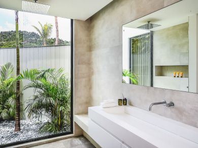 St. Barts Home 897960