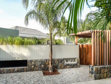 St. Barts Home 897960