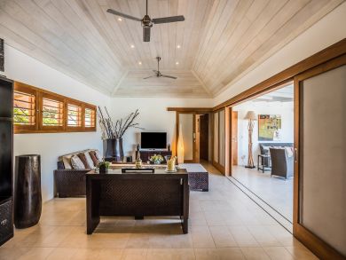 St. Barts Home 897961