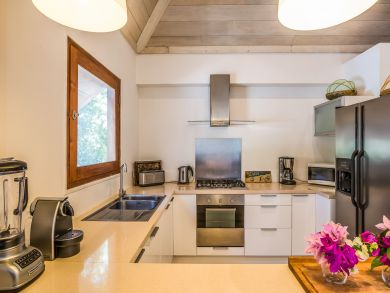 St. Barts Home 897961