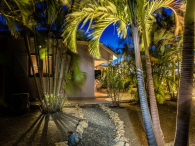 St. Barts Home 897962