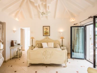 St. Barts Home 897963