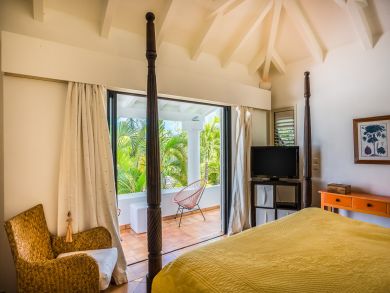 St. Barts Home 897963