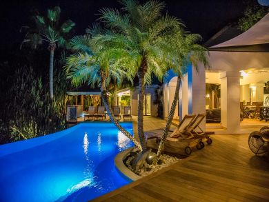 St. Barts Home 897963
