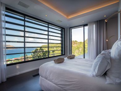 St. Barts Home 897964