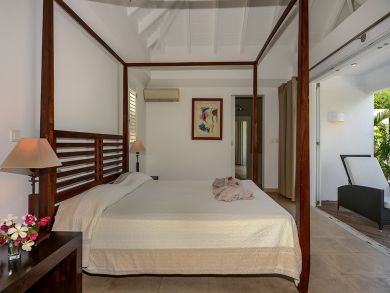 St. Barts Home 897968