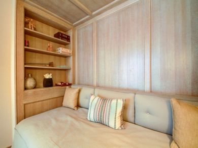 King Bed