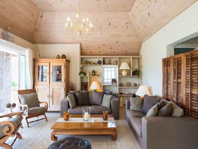 St. Barts Home 897970