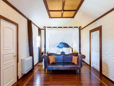St. Barts Home 897970