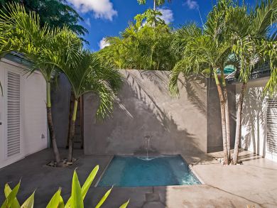 St. Barts Home 897971