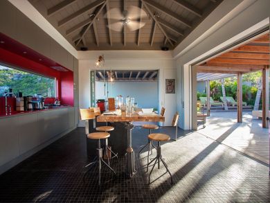 St. Barts Home 897972