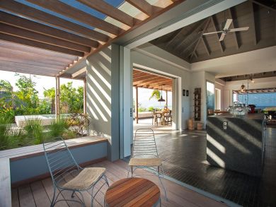 St. Barts Home 897972