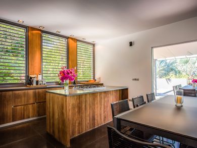 St. Barts Home 897973