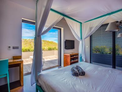 St. Barts Home 897973