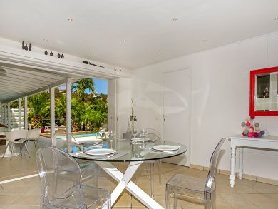 St. Barts Home 897975