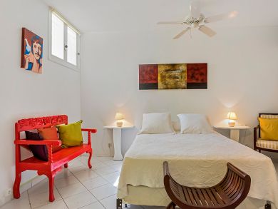 St. Barts Home 897975