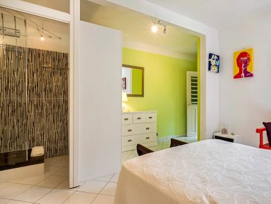 St. Barts Home 897975