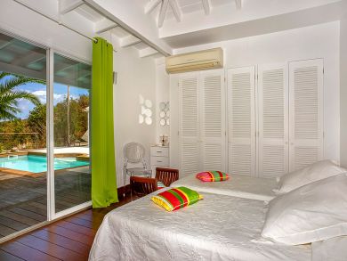 St. Barts Home 897975