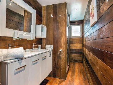 St. Barts Home 897975