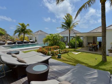St. Barts Home 897976