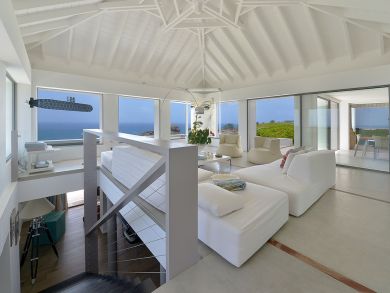 St. Barts Home 897976