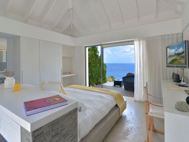 St. Barts Home 897976