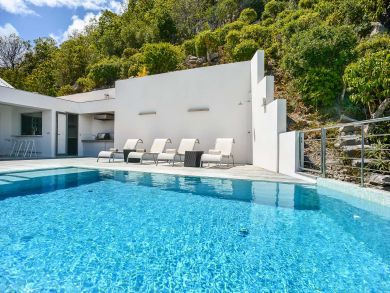 St. Barts Home 897977