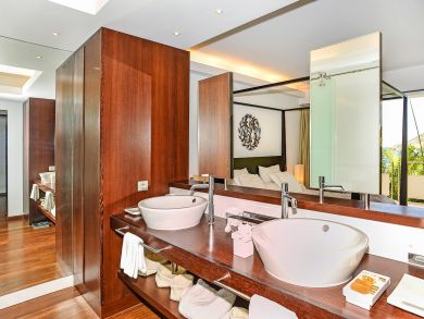 St. Barts Home 897977