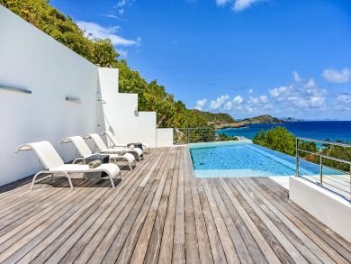 St. Barts Home 897977