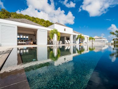 St. Barts Home 897980