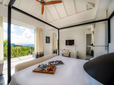 St. Barts Home 897980