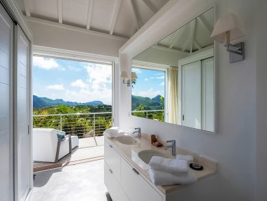 St. Barts Home 897980