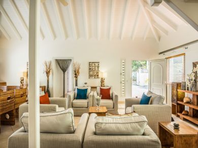 St. Barts Home 897982