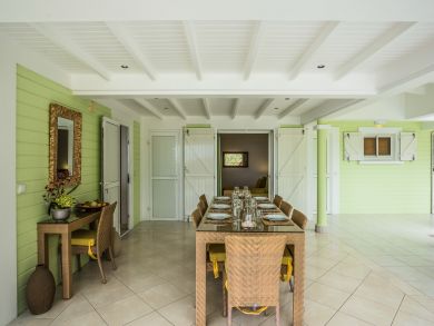 St. Barts Home 897982