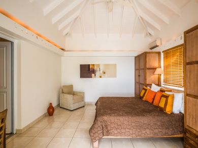 St. Barts Home 897982
