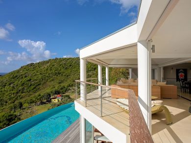 St. Barts Home 897983