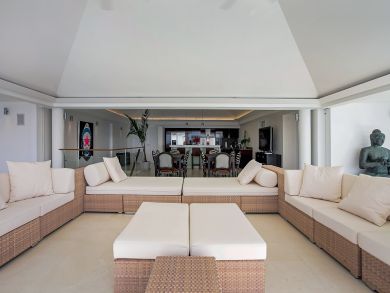St. Barts Home 897983