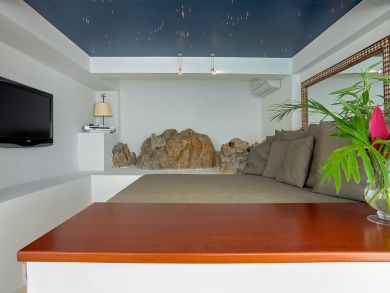 St. Barts Home 897983