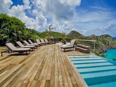 St. Barts Home 897983