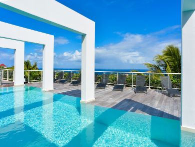 St. Barts Home 897984
