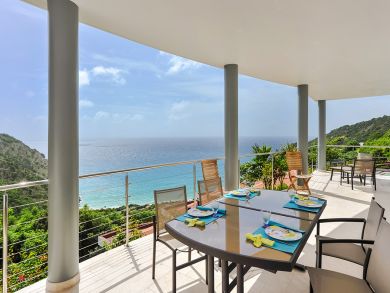 St. Barts Home 897985