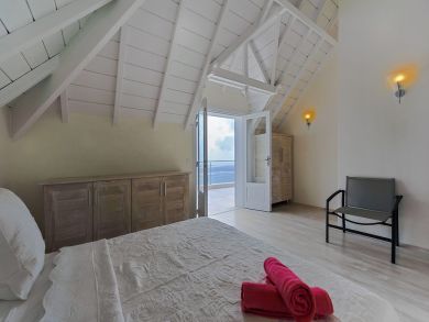 St. Barts Home 897985