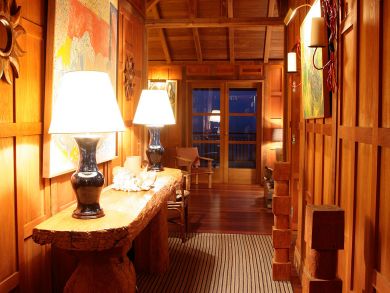 St. Barts Home 897986