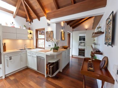 St. Barts Home 897986
