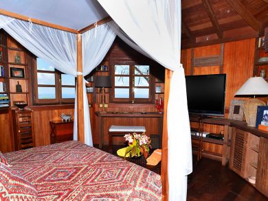 St. Barts Home 897986